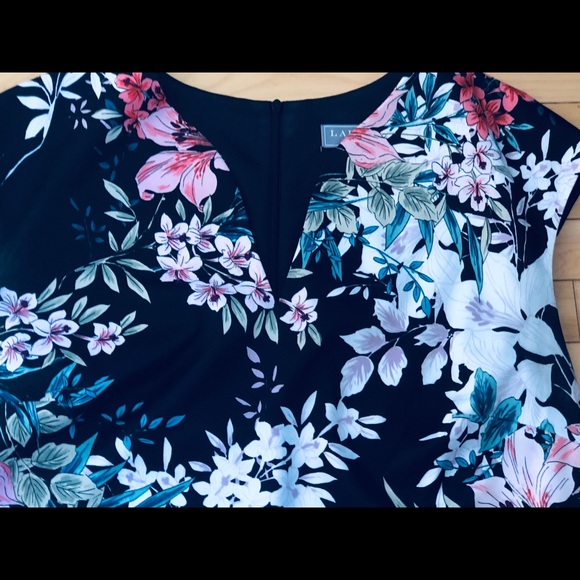 Laura dress 16W - Picture 2 of 6